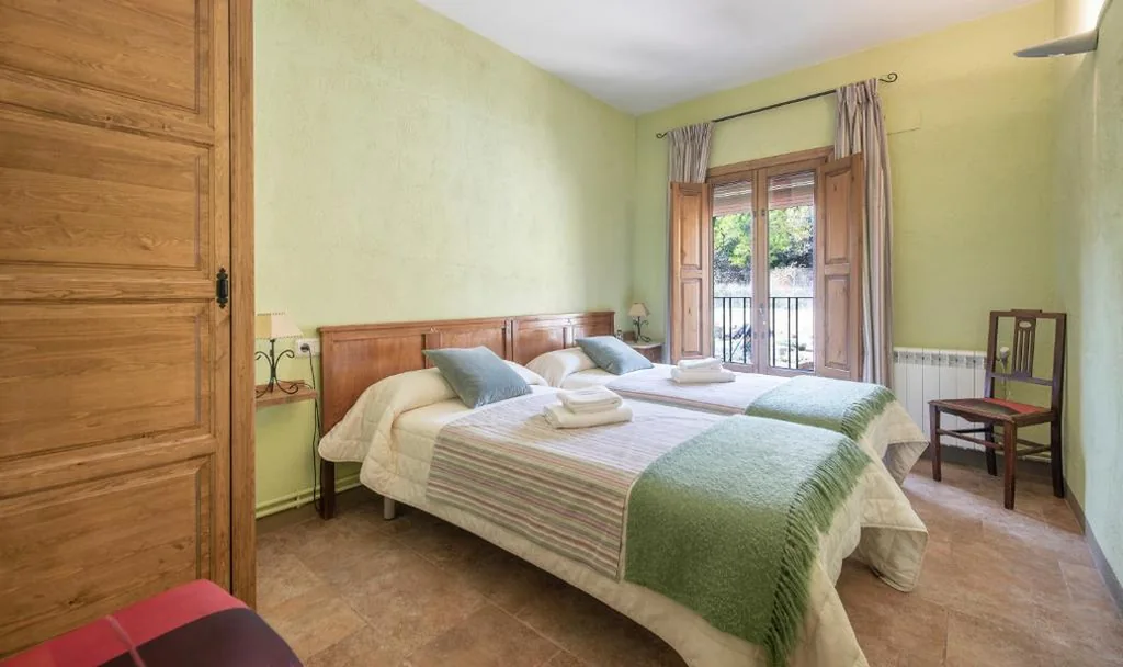 Quarto Duplo Deluxe - 2 camas — Cal Giral II