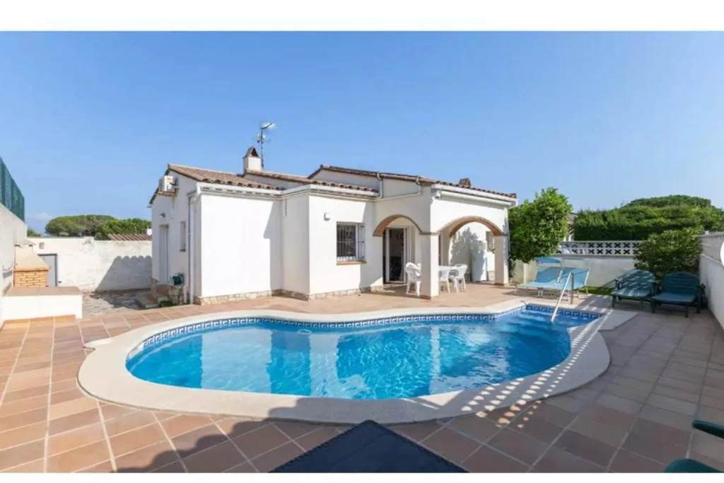 Villa met 3 slaapkamers — Cal Llop