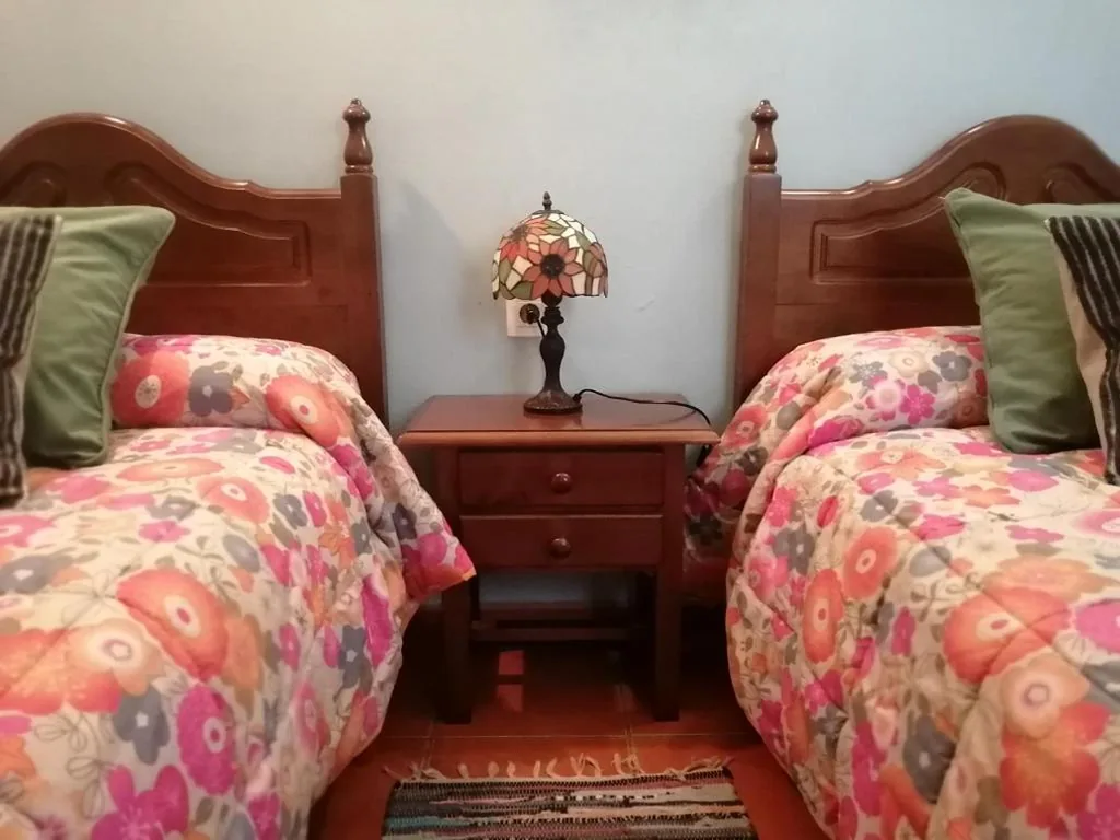 Budget Double Room — Cal Pons