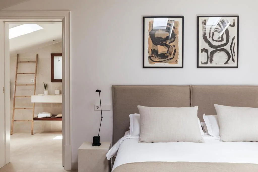 Superior Deluxe Double Room - 1 or 2 Beds — Cal Reiet Holistic Retreat