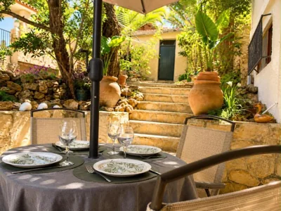 Cala Canyelles Villa & Private Studio with Garden — foto 12