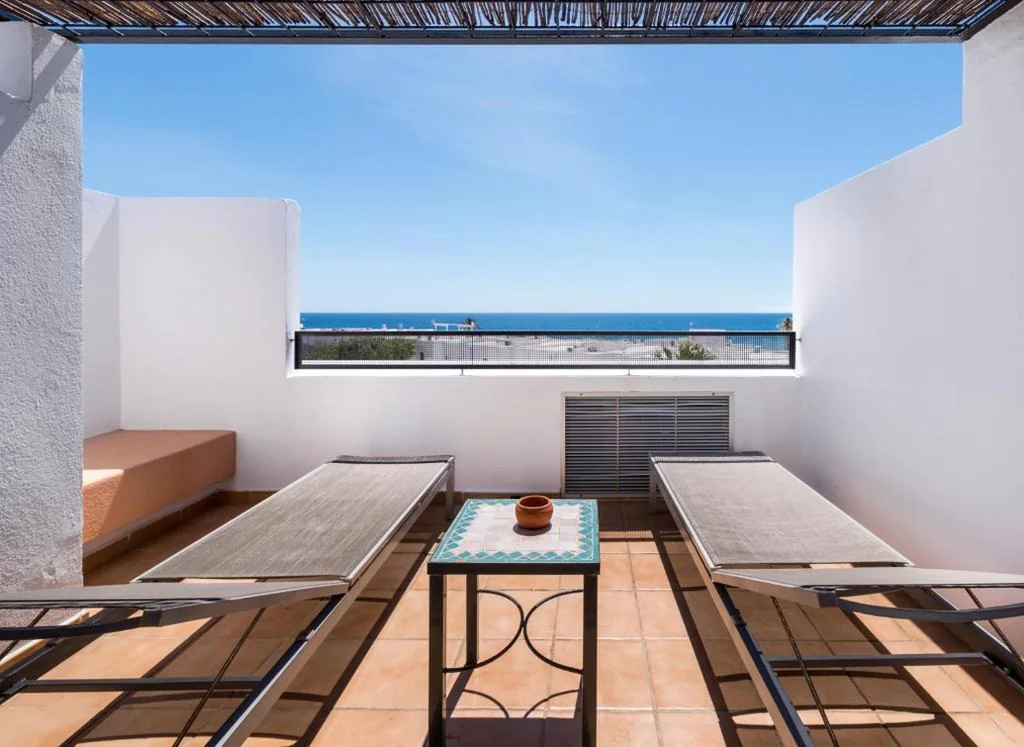 Habitación Doble con vistas al mar — Calachica Las Negras Hotel Boutique