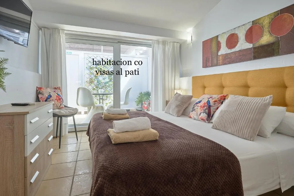 Habitación Doble con patio — Calatabarca B&B