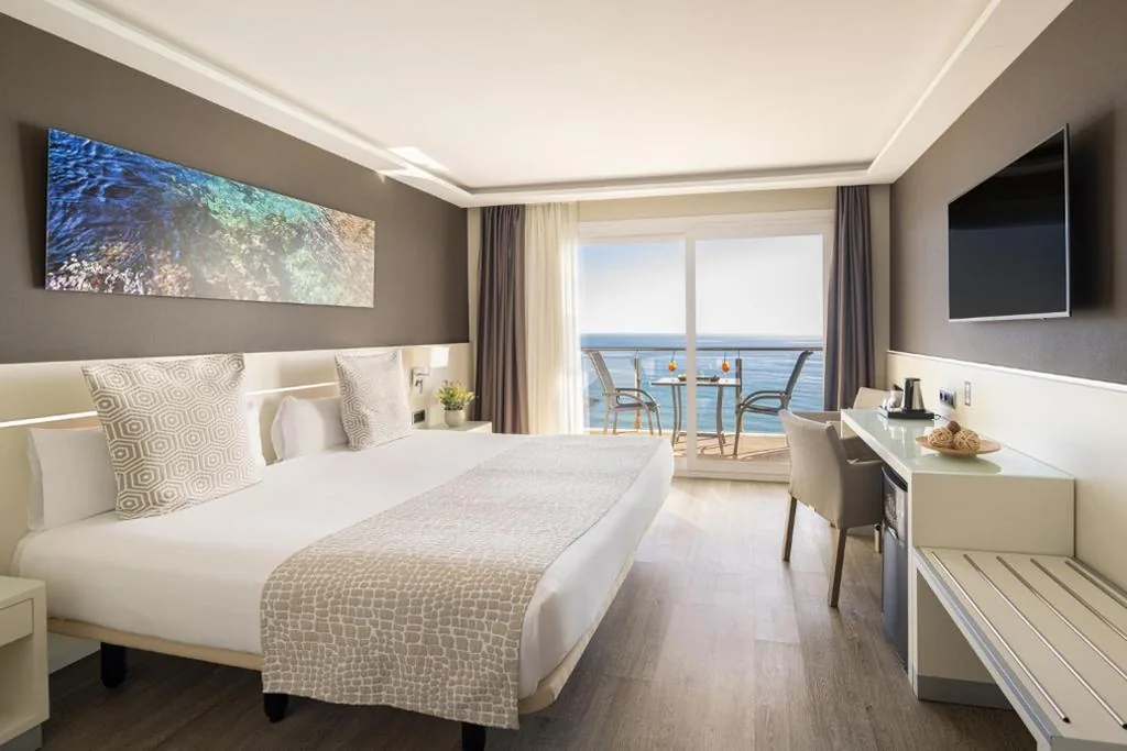 Habitación Doble Executive con vistas al mar - 1 o 2 camas — Calipolis
