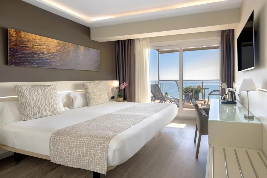 Habitación Doble Superior con vistas al mar - 1 o 2 camas — Calipolis