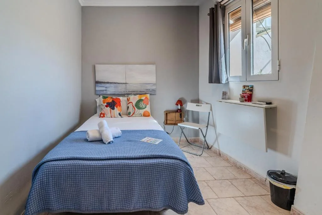 Camera Singola con bagno privato esterno — Calleja de La Pimentera