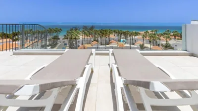 Calm Beach Apartments — 照片 3
