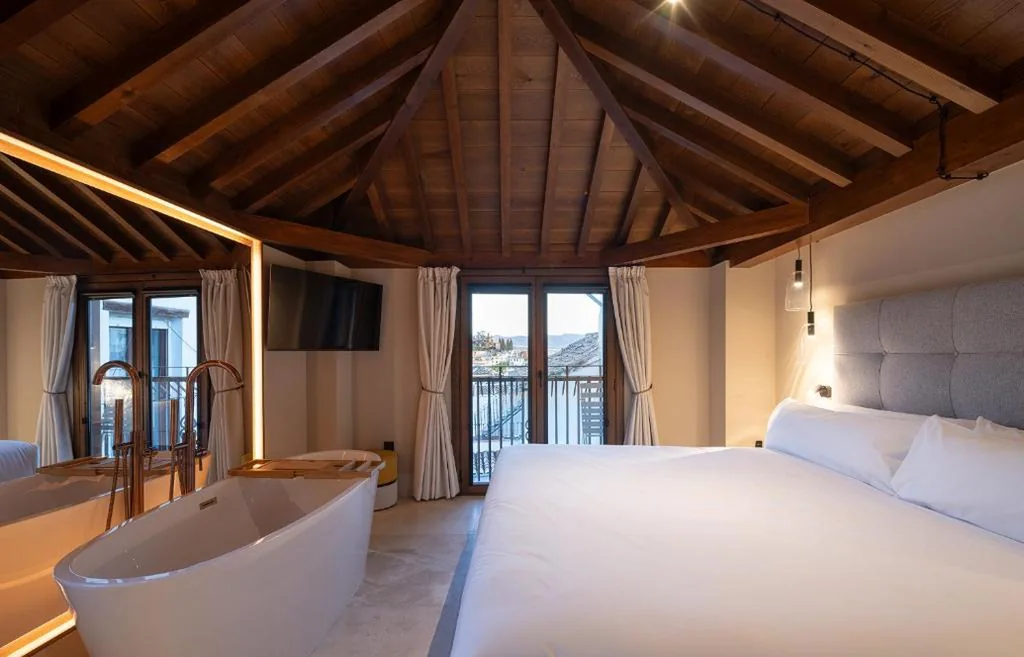 Calm Suites Babole