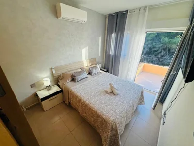 Calpe Casa adosada entorno playa y montaña tranquilidad relax jacuzzi piscina wifi aire jardin barbacoa y parking — foto 2