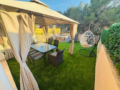 Calpe Casa adosada entorno playa y montaña tranquilidad relax jacuzzi piscina wifi aire jardin barbacoa y parking — foto 9