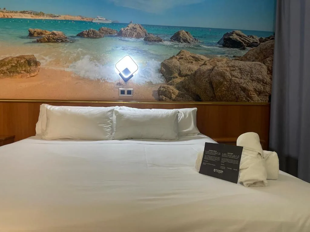 Habitación Cuádruple Estándar — Cambrils Paradise