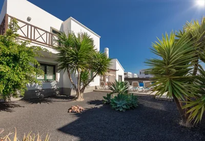 Camelot Holiday Homes by LIVVO — photo 7