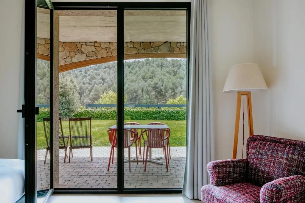 Apartamento con terraza — Can Alemany