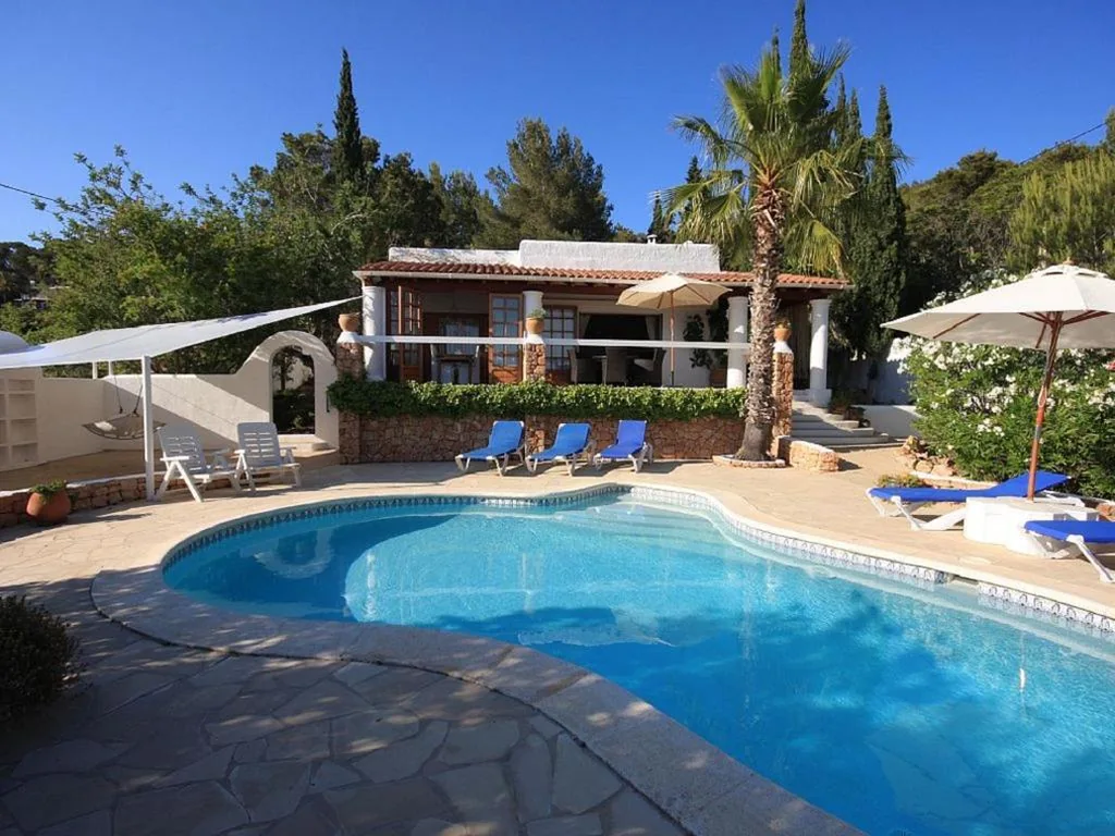 Villa with Private Pool — Can Alinda