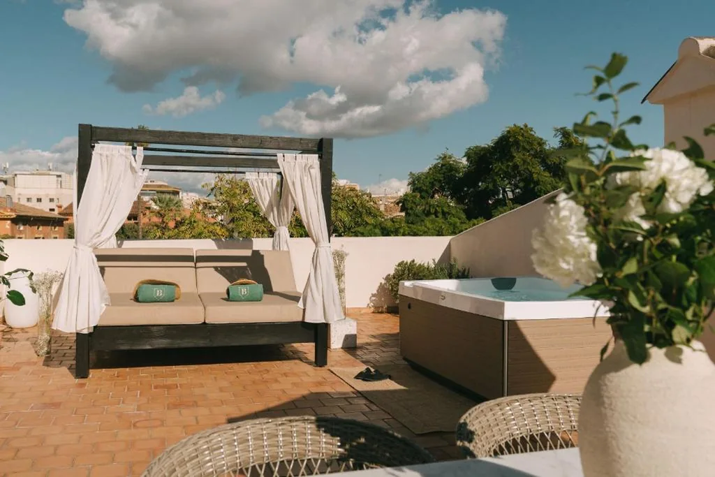 ジャグジーとテラス付きスイート - アゾテア — Can Bordoy Grand House GL Member of Preferred Hotels & Resorts