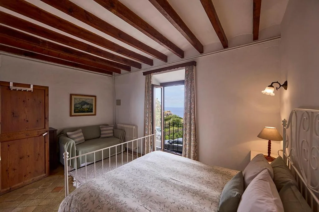 Habitación Doble con vistas al mar (ventana grande o pequeña) — Can Busquets