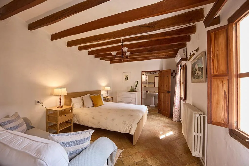 Habitación Doble Económica — Can Busquets