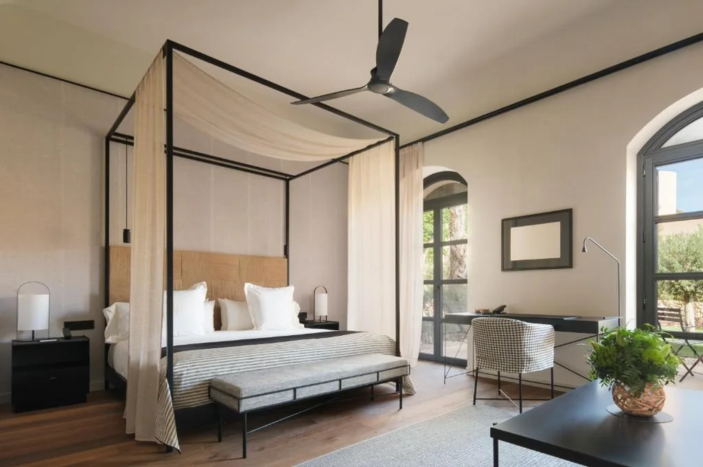 Suite with Terrace — Can Ferrereta