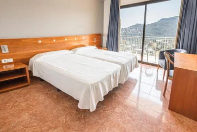 Can Fisa Hotel & Apartments — foto 11