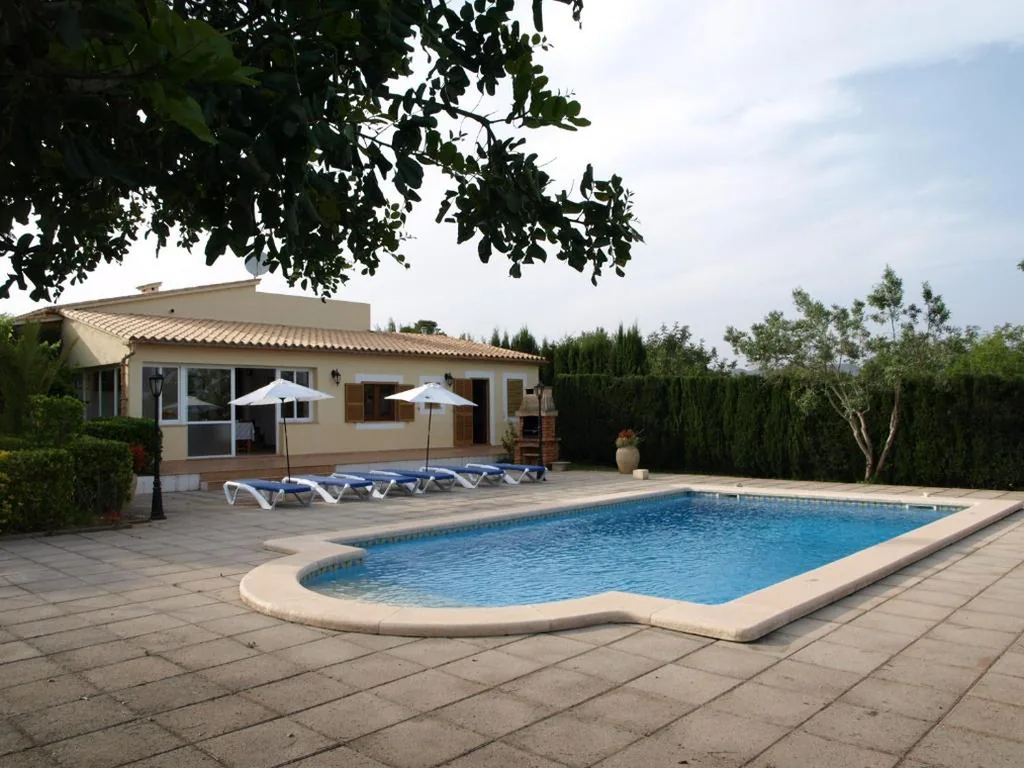 Villa — Can La Villa