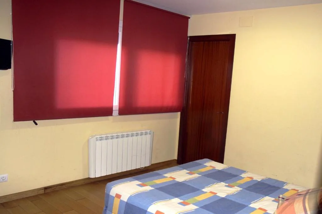 Doppelzimmer mit Poolblick — CAN MENCIÓ - Les Costes