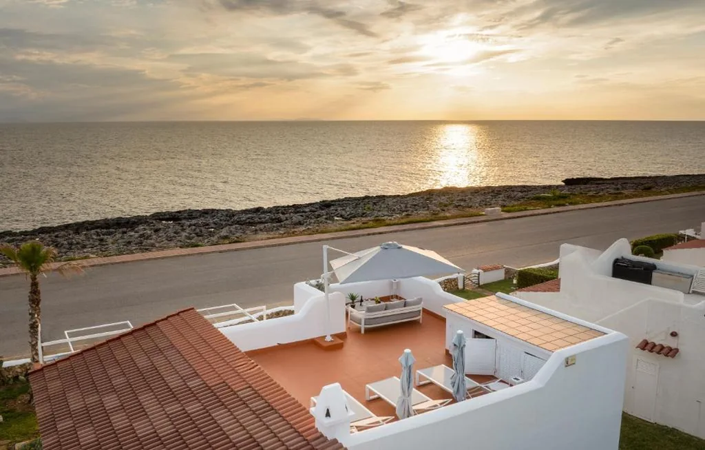 Villa de 3 dormitorios — Can Peix - Relax y atardeceres únicos junto al mar