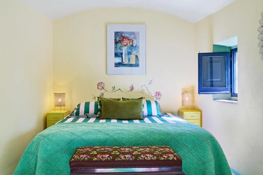 Quarto Quádruplo com vista para o jardim — Can Portell by 123ole, B&B - Casa Rural