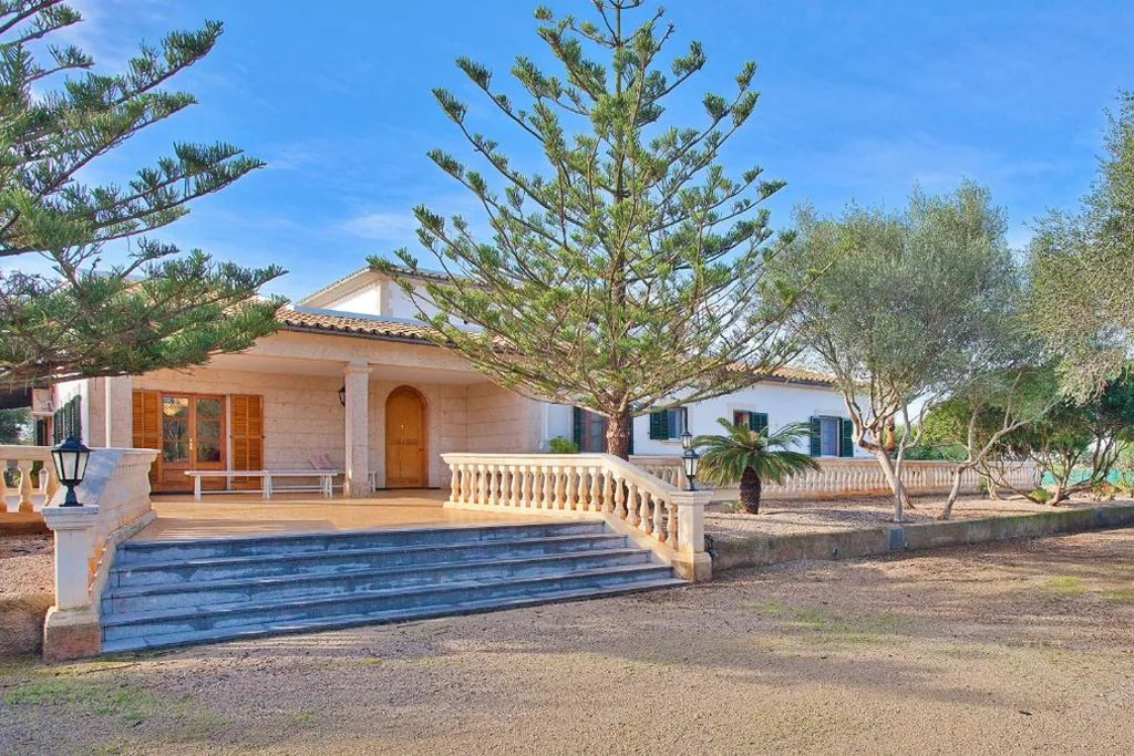Villa con piscina privata — Can Reto