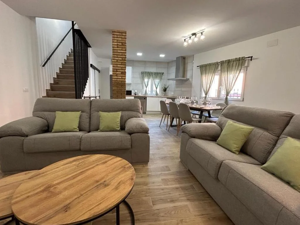 Haus mit 4 Schlafzimmern — CAN´SELMA 1