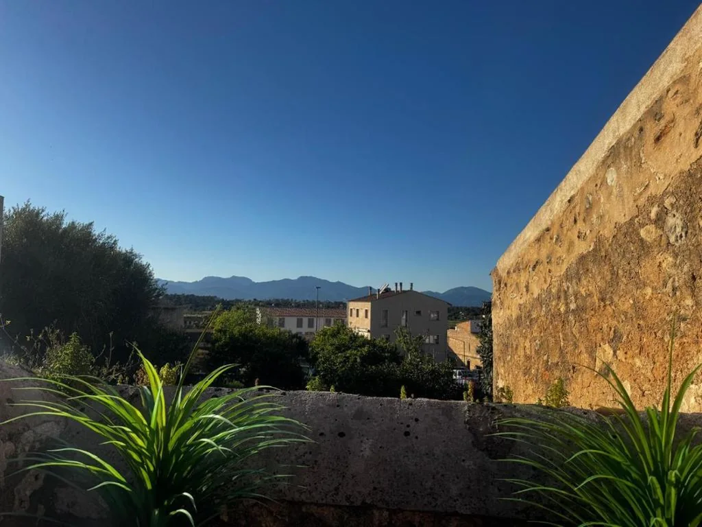 Habitación Doble con vistas a la montaña — Can Serrete