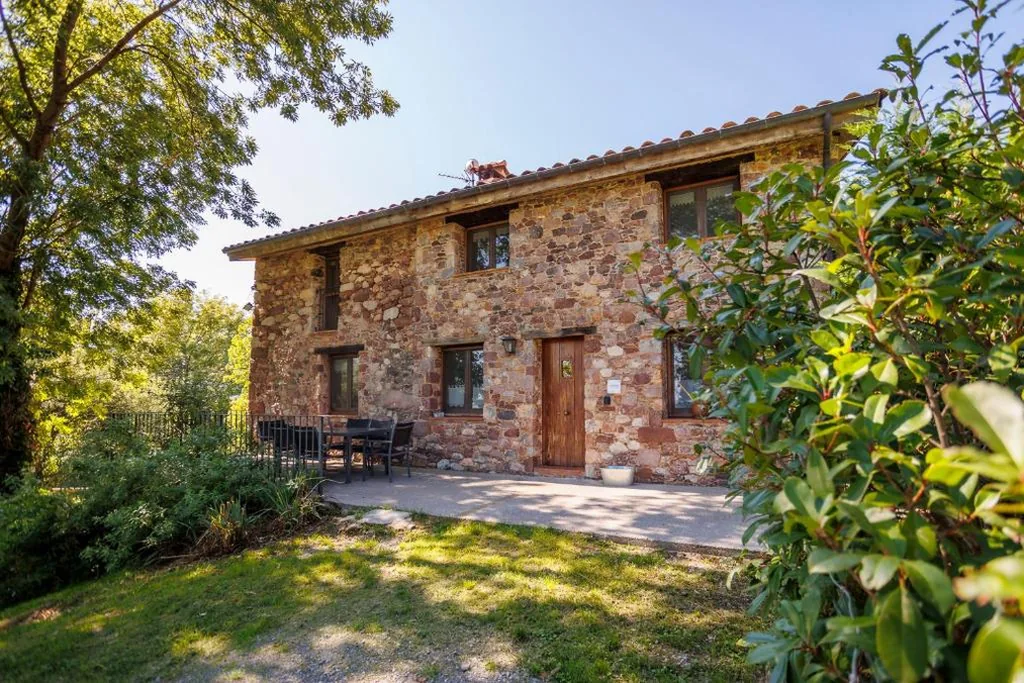 Three-Bedroom House — Can Simonet de Rocabruna