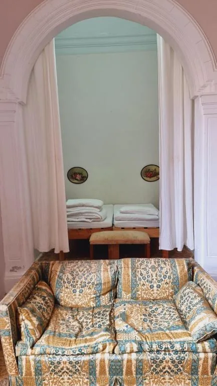 Habitación Doble con baño privado - 2 camas — Can Traver de Besalú