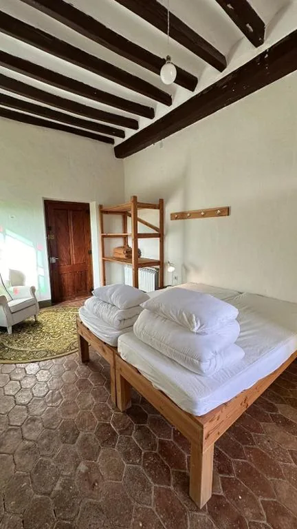 Habitación Doble con baño privado — Can Traver de Besalú