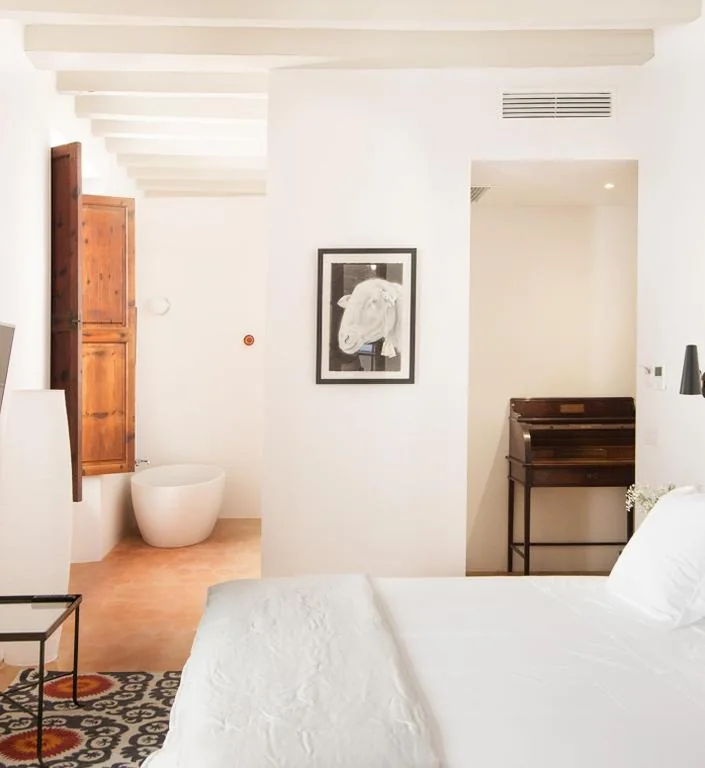 Deluxe-Doppelzimmer mit Badewanne — Canavall