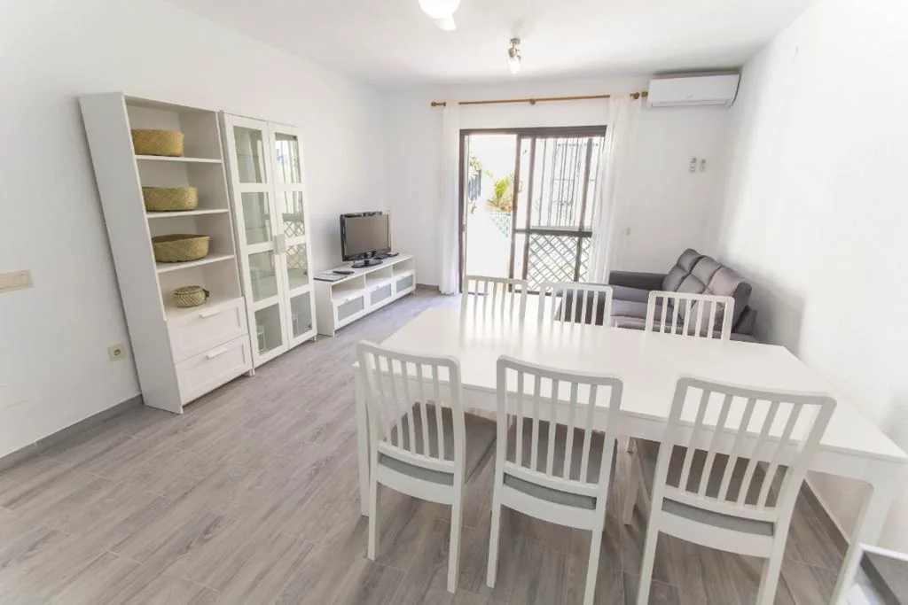 Casa de férias com 3 quartos — Canovas Nerja - Antali Villas