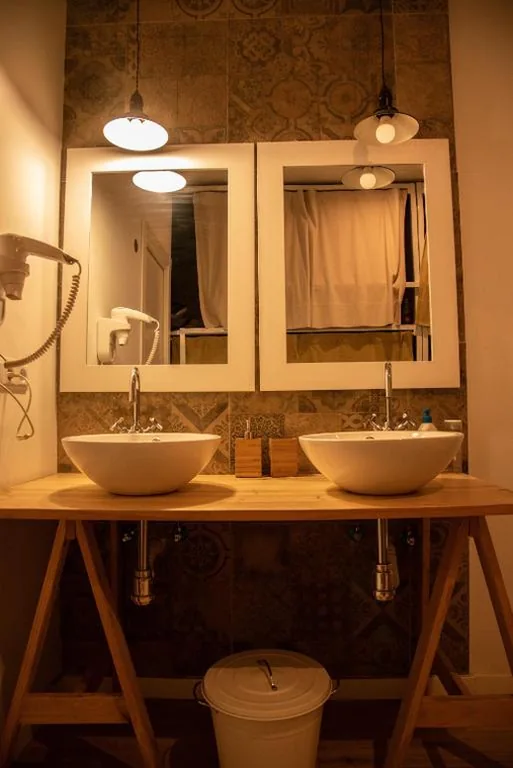 Cama en habitación compartida mixta de 10 camas — Cantagua Hostel