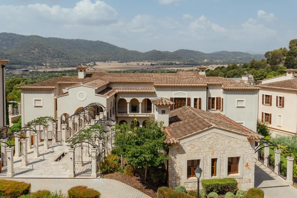 CAP VERMELL GRAND HOTEL