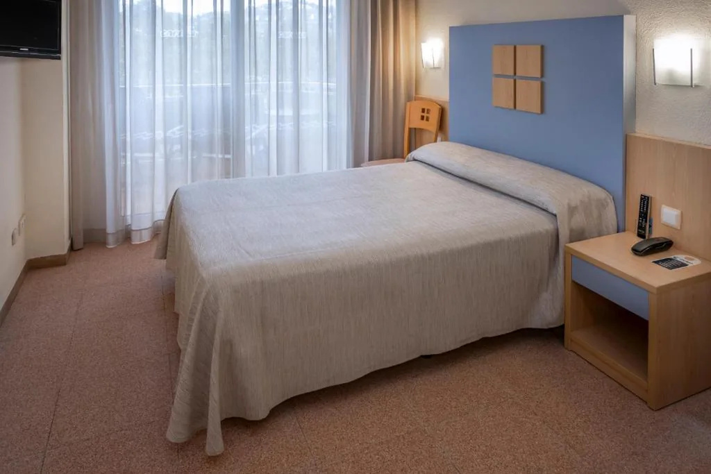 Chambre double - 1 ou 2 lits — Caprici Beach Hotel & Spa