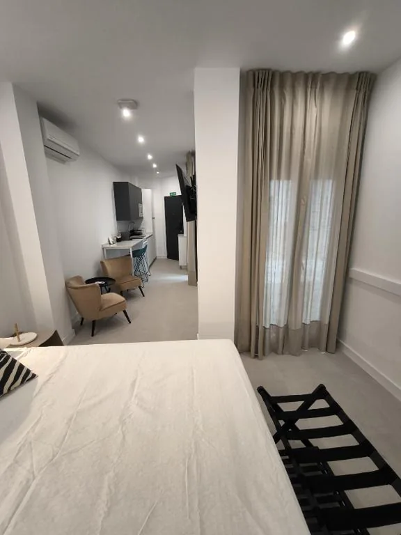 Studio mit 1 großem Doppelbett — Capuchinos 31