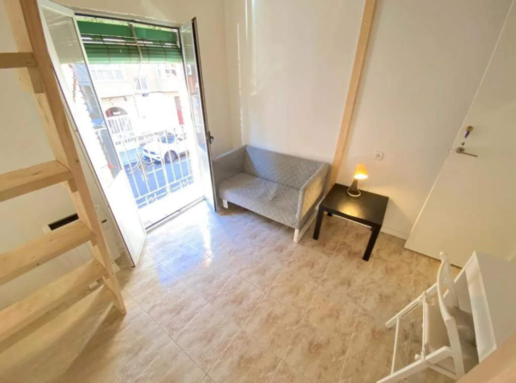 Camera doppia con bagno in comune — Cardeñosa habitaciones