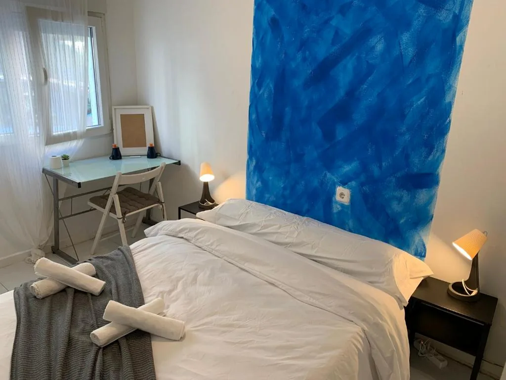 Camera doppia con bagno in comune — Cardeñosa habitaciones