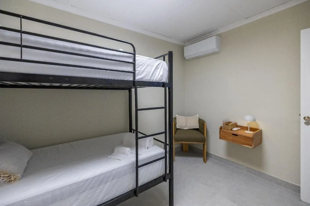 Budget-Doppelzimmer — Carmen Beach Hostel Cullera