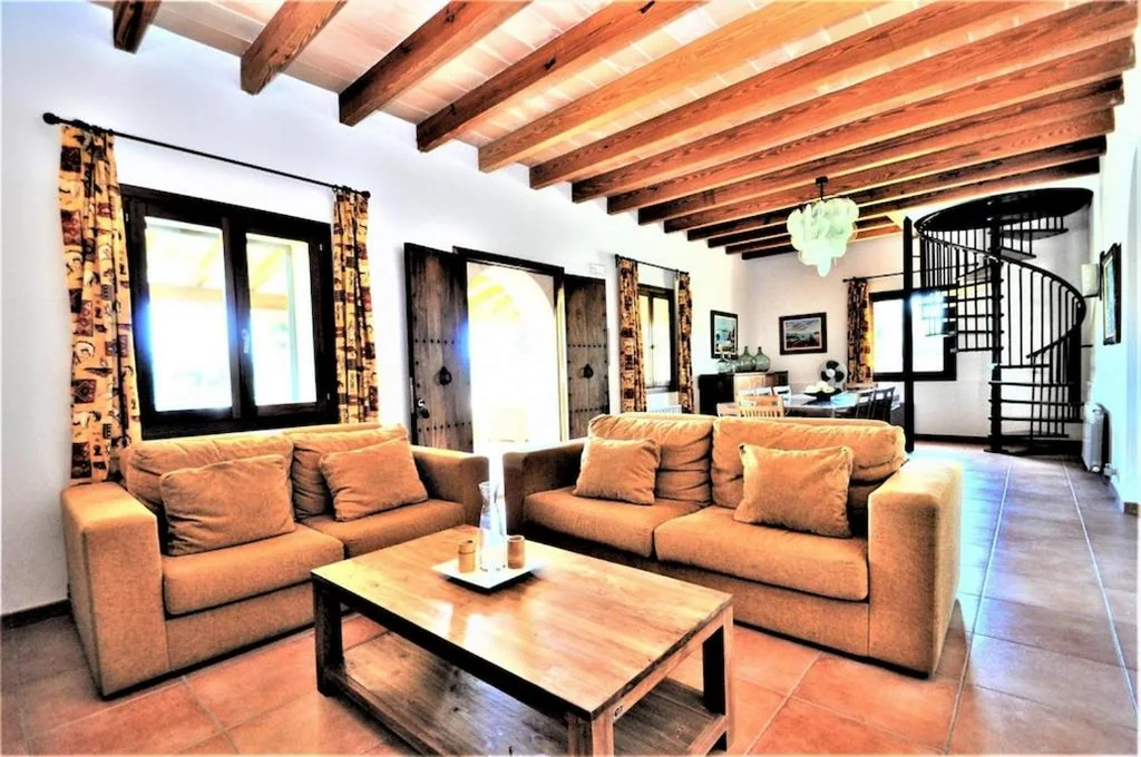 Villa — CAS BORRASSOS- Finca con piscina privada y Vistas Despejadas