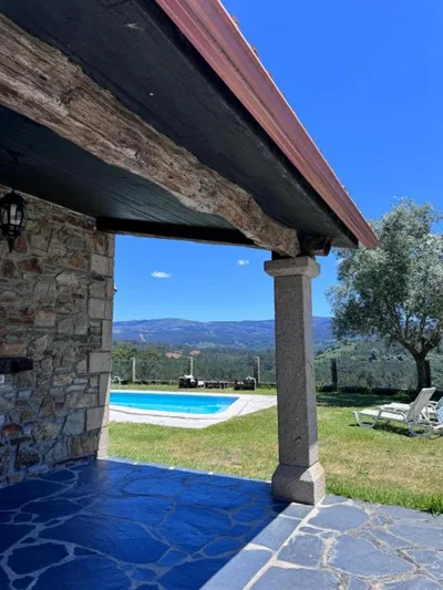 Casa 2 habitaciones con piscina y cenador al aire libre — Foto 4