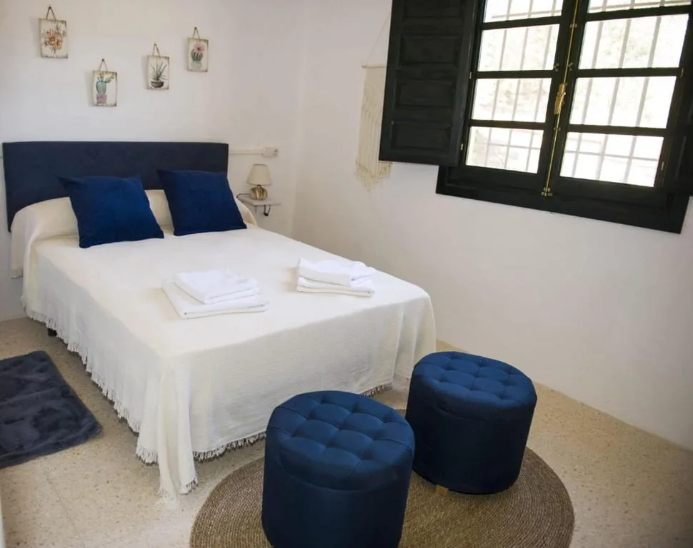 Five-Bedroom House — Casa Abanto