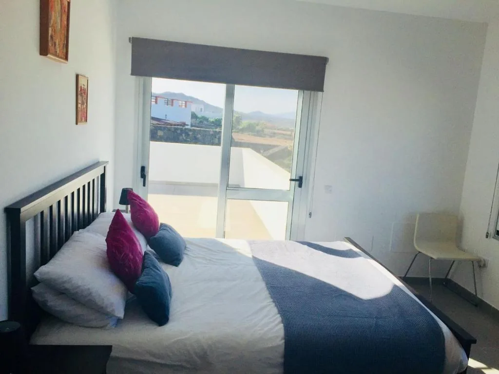 Casa Achaman - Contemporary style villa with outstanding views