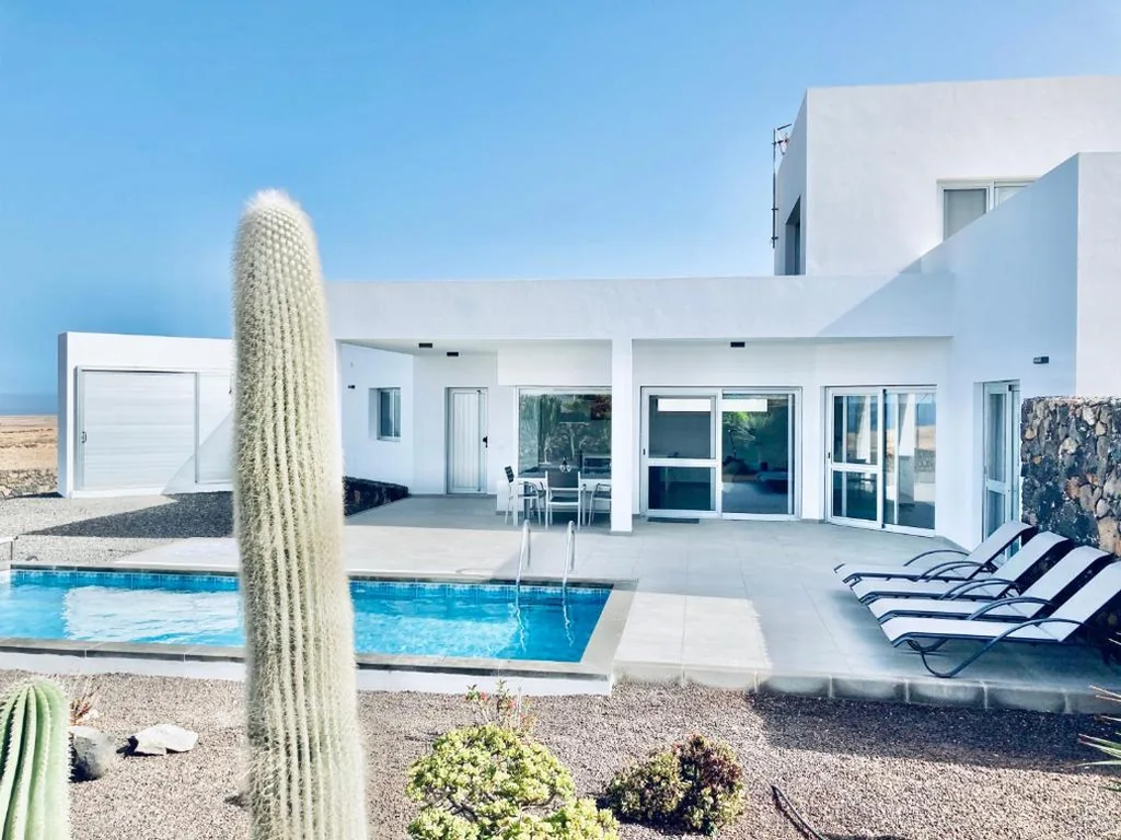 ベッドルーム3室のヴィラ — Casa Achaman - Contemporary style villa with outstanding views