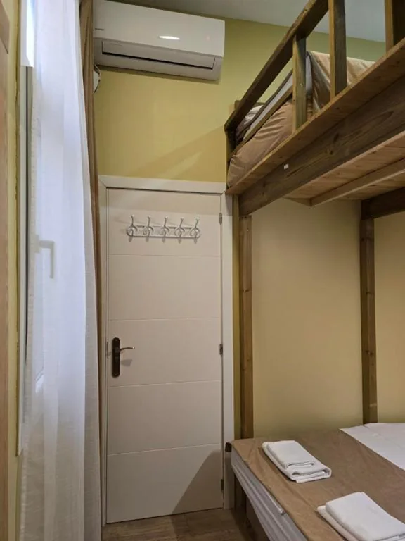 Camera doppia con bagno privato — Casa Acogedora