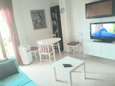 Casa Adriana con parking Habitacion en apartamento compartido — foto 5