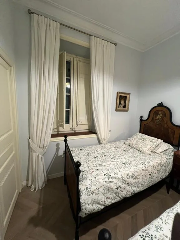 Apartamento Deluxe de 2 dormitorios — Casa Aguilar-Habitaciónes y más en casa exclusiva en Centelles